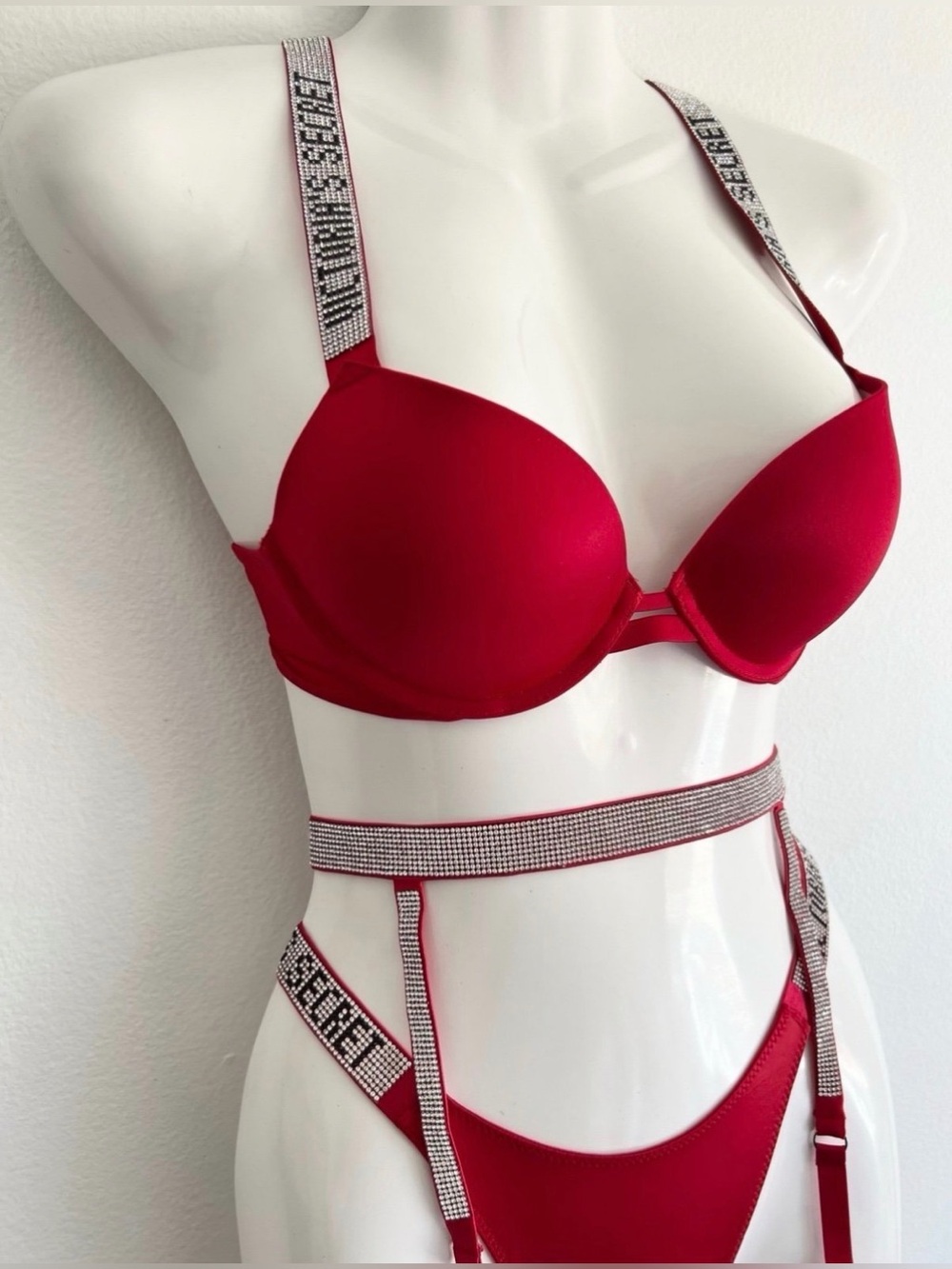 Red Rhinestone Strap Lingerie Set - Picture 5 of 12